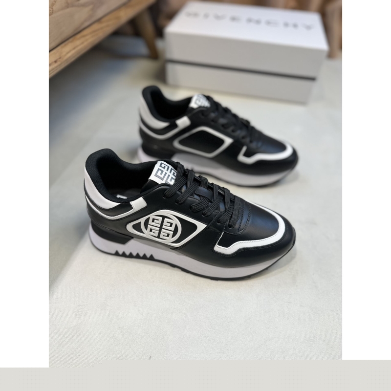 Givenchy Sneakers